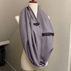 Brand new LULULEMON VINYASA SCARF